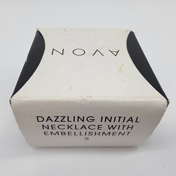 NEW Avon‎ Dazzling Initial Necklace S Silver Tone Rhinestones New In Box - Picture 5 of 5